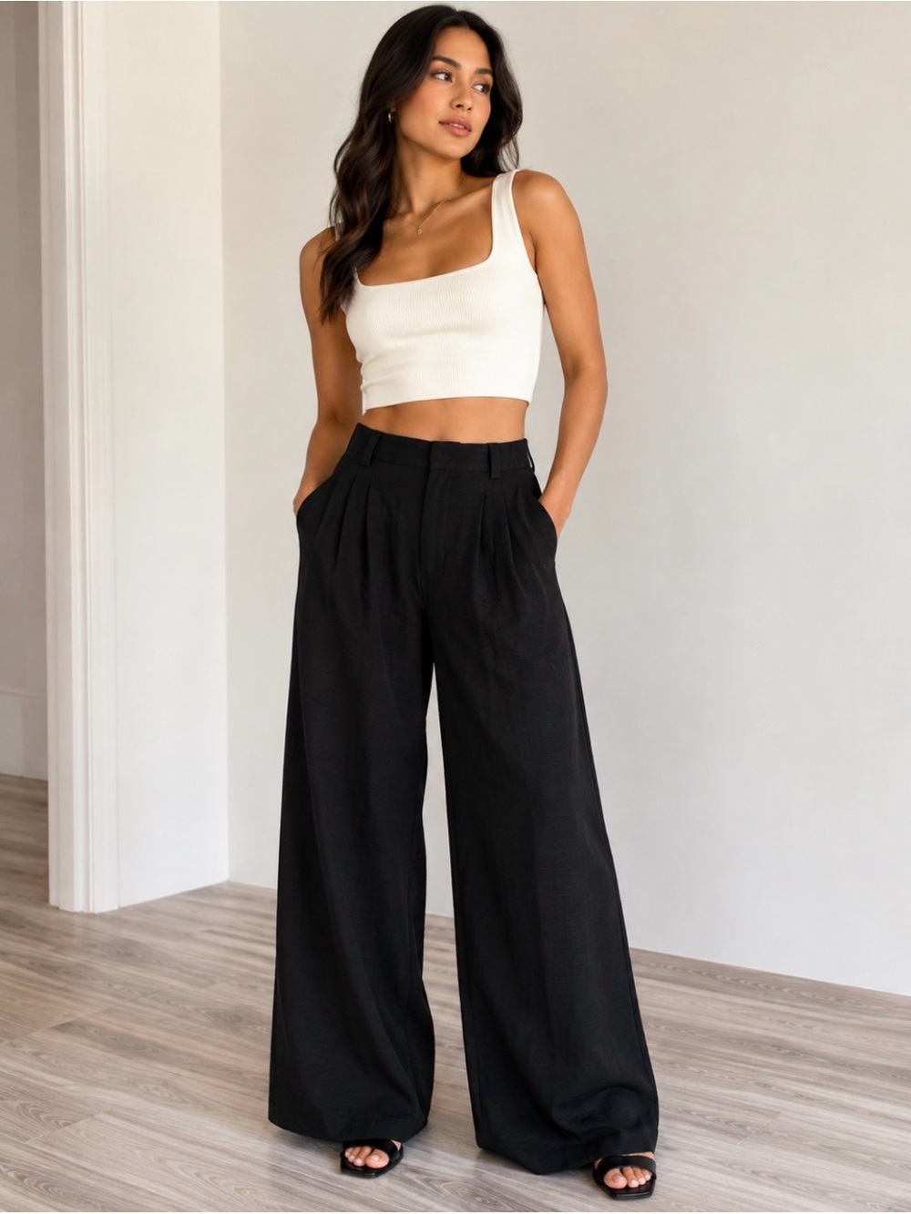 Evaless High-Rise Wide Leg Pants in Black size M